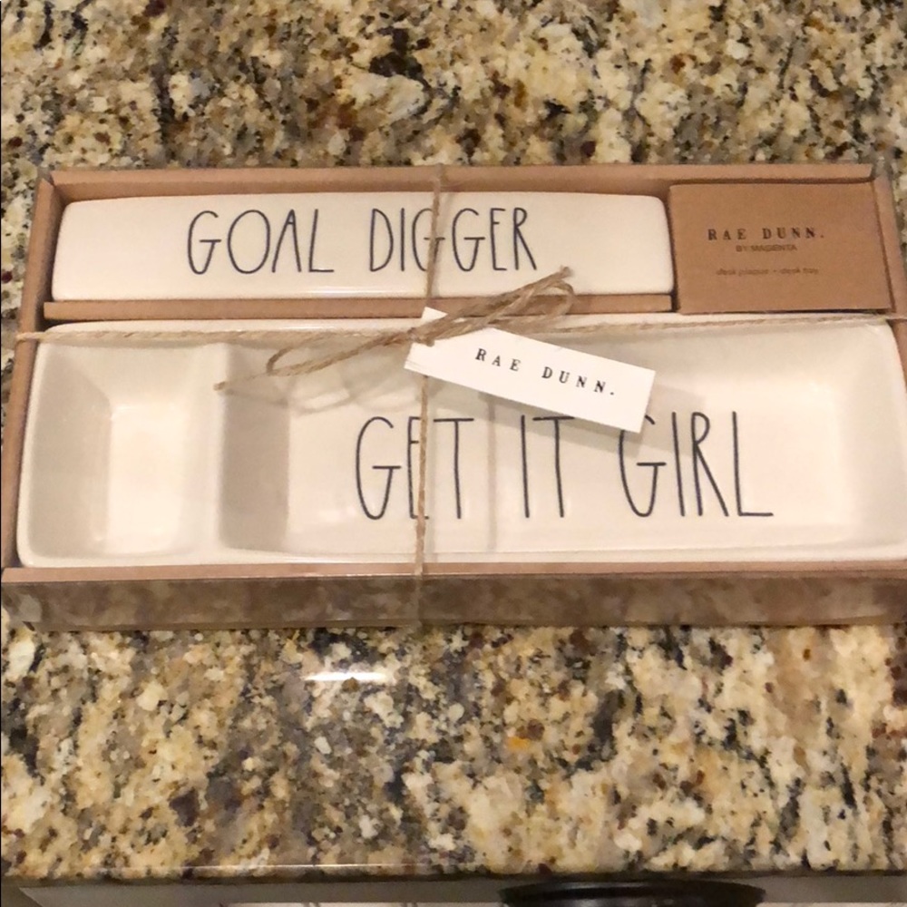 Rae Dunn Desk Plaque and Tray